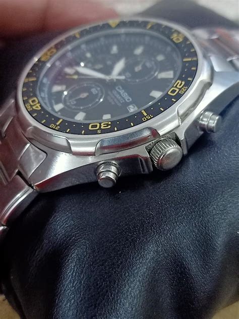 Casio Quartz chronograph, Men's Fashion, Watches & Accessories, Watches on Carousell