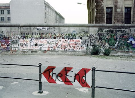 Graffiti on the Berlin Wall – free photo on Barnimages