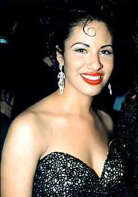 Selena Quintanilla Grammy Dress - Selena Perez Wallpapers (61+ images)