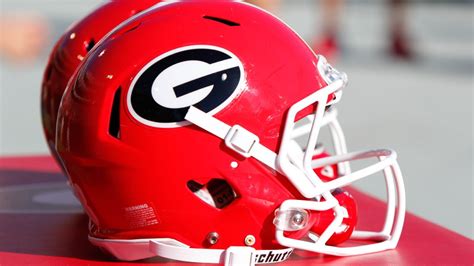 Ranking the SEC football helmets from worst to first