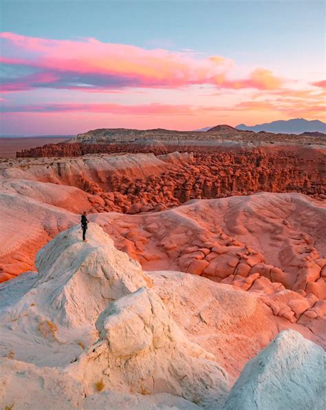 5 Best Things To Do in Goblin Valley State Park (Utah)