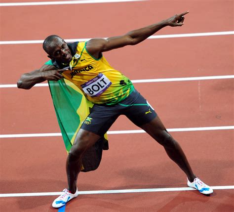 Usain Bolt Wins 100M Final 2012 Olympics Video