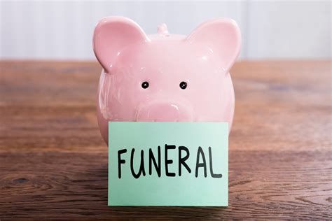 The Pros of Funeral Pre-Need Plans vs. Final Expense Insurance