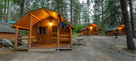 Leavenworth, Washington Lodging | Leavenworth / Pine Village KOA Holiday