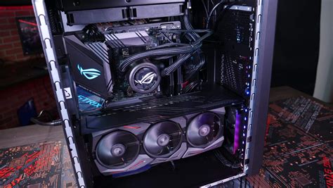 Going hands-on with the ROG Strix GA35's killer combo of Ryzen 9 3950X and GeForce RTX 2080 Ti power