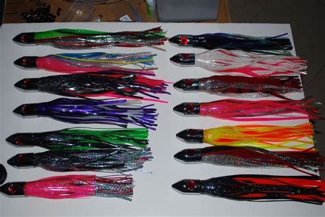 Wahoo lures 12 and 5.5 ounce heads, trolling leads,10/0 and 11/0 double hook rigs - The Hull ...