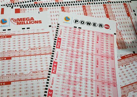 Man Sues Powerball for $340M After His Numbers 'Mistakenly Posted'