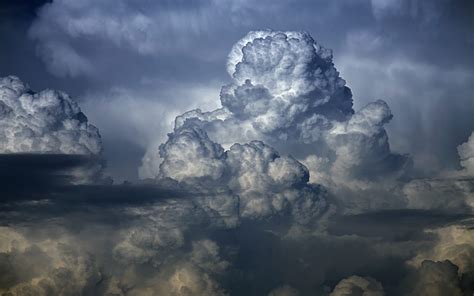 HD Wallpaper of Majestic Nature Clouds