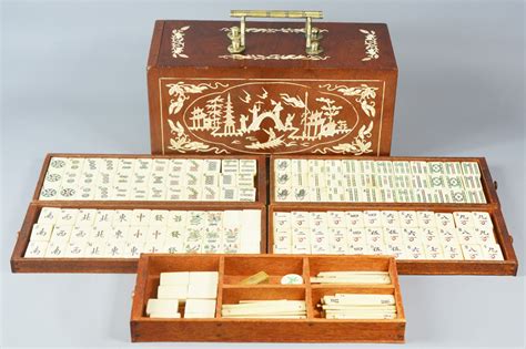 REF2081 Chinese Mahjong set. - Antique Chess Shop