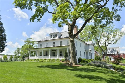 1850 Greek Revival Farmhouse Renovation Features Kuiken Brothers' KB Classical Moulding - Kuiken ...