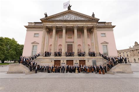 Staatskapelle Berlin | Warner Classics