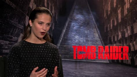 Alicia Vikander Tomb Raider Interview - YouTube