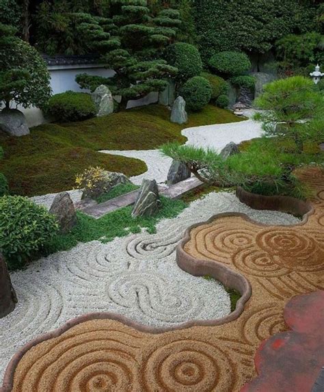 32 Beautiful Zen Garden Design Ideas You Definitely Like - MAGZHOUSE