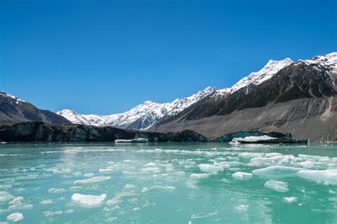 Premium Photo | Tasman glacier, new zealand