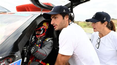 Rallye Dakar - Carlos Sainz junior besucht Carlos Sainz senior in der ...