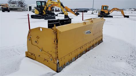 METAL PLESS PLLD1042-18 Snow Plow For Sale In Ottawa Lake, Michigan ...