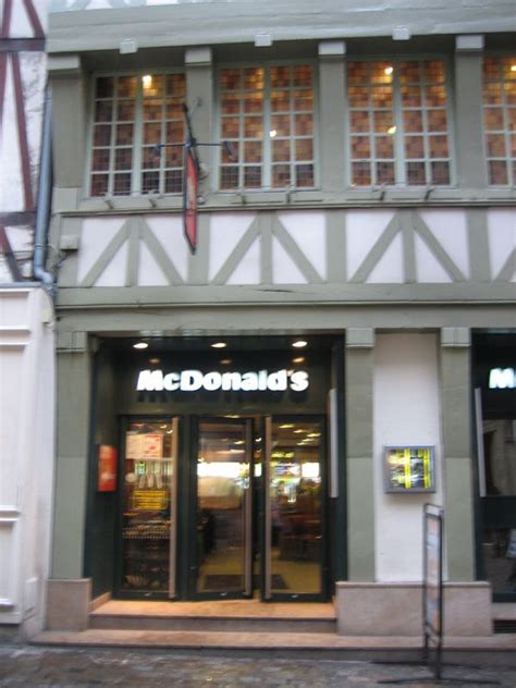 Mcdonald's in FRANCE !!! | Chartres, France, Structures