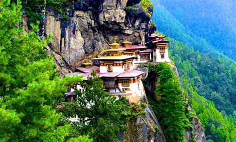 23 Top Places to See and Things to Do in Bhutan | Bhutan Tourism