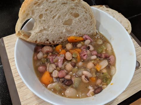 [Homemade] 15 bean soup with smoked ham hock : food
