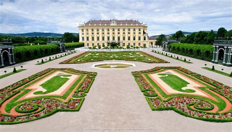 Schönbrunn Palace Gardens - Great Runs