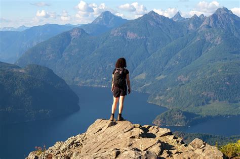 10 Best Hiking Trails in Canada - Strap on Your Pack for a Date with ...