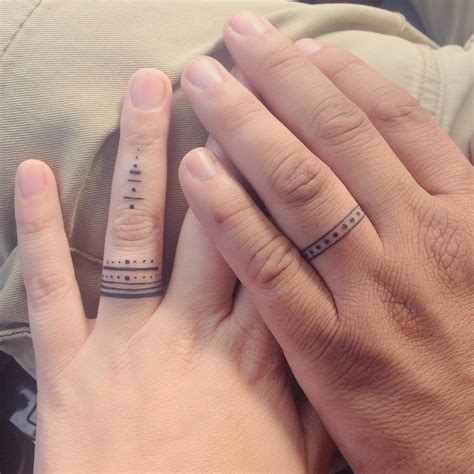 wedding-ring-tattoo_-7.jpg 1,080×1,080 pixels | Tattoo wedding rings ...