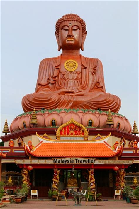 Wat Machimmaram, Malaysia’s Largest Sitting Buddha Statue