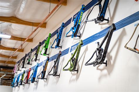 Behind-the-scenes with Pivot's radical new prototype downhill bikes | An interview with Chris ...