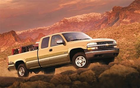 Used 2000 Chevrolet Silverado 2500 for sale - Pricing & Features | Edmunds