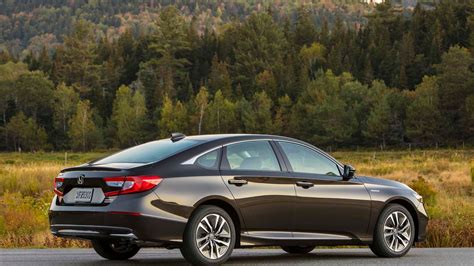 2018 Honda Accord Hybrid first drive review: lighter shade of green