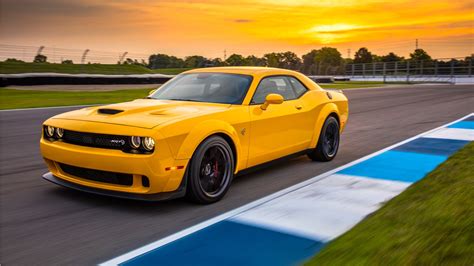 2018 Dodge Challenger SRT Hellcat Widebody 6 Wallpaper - HD Car Wallpapers #8014