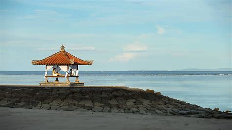 "Benoa beach in front of the resort" Holiday Inn Resort Bali Benoa (Nusa Dua) • HolidayCheck ...