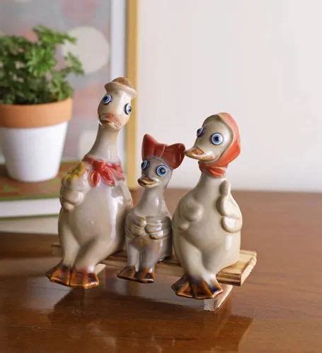 Ceramic Duck Decor Set Of Three at Rs 2100/set | Ceramic Showpiece in ...