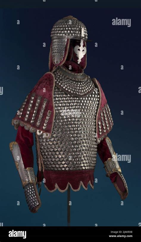 Scale armor hi-res stock photography and images - Alamy