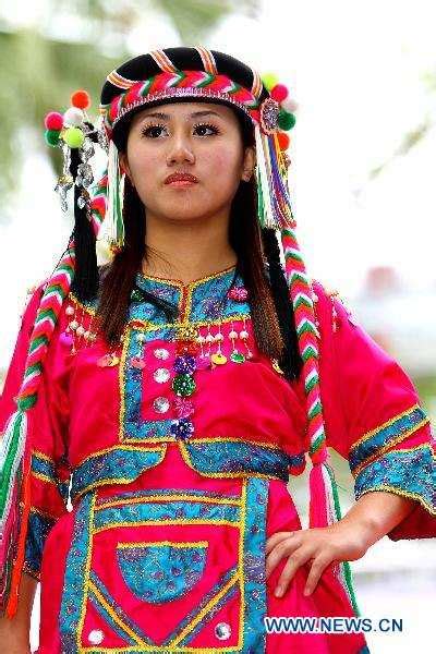 Fashion show highlighting costumes of ethnic group minorities held in ...