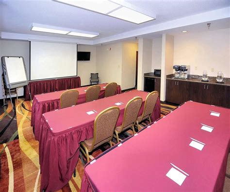 Hampton Inn Eden, NC - See Discounts