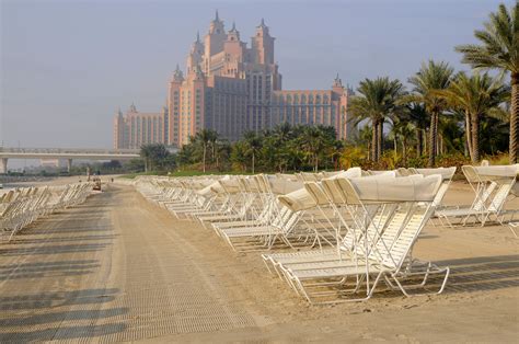 Atlantis Hotel, Beach (4) | Palm Jumeirah | Pictures | United Arab Emirates in Global-Geography