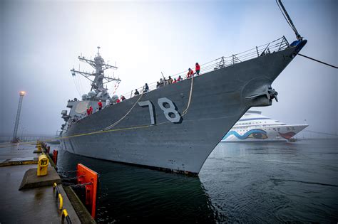 USS Porter (DDG 78) Arrives in Tallinn, Estonia > United States Navy > News Stories