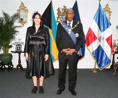 Ambassador of the Dominican Republic presents Letters of Credence to the Governor General ...