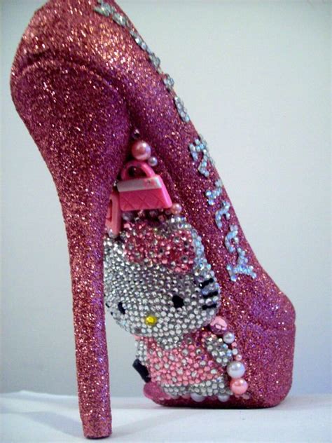 High Heels – Hello Kitty Hell