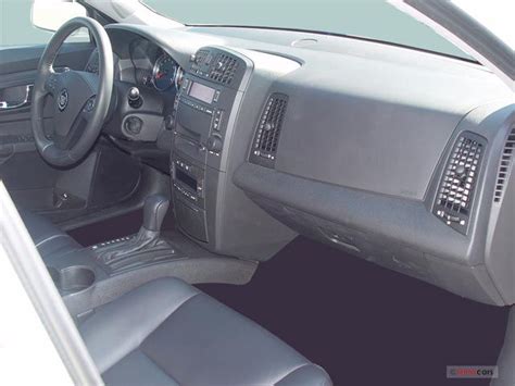 2007 Cadillac CTS: 7 Interior Photos | U.S. News