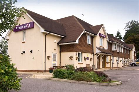 PREMIER INN EAST GRINSTEAD HOTEL - Updated 2024 Reviews, Photos & Prices