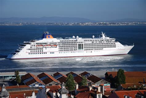 "EUROPA 2" starting her second voyage in Lisbon