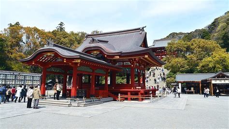 Tsurugaoka Hachimangu Shrine - Kamakura Travel