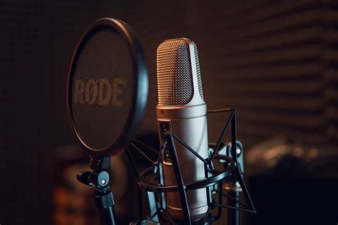 10 Best Autotune Microphones & Their Reviews [Updated 2021]