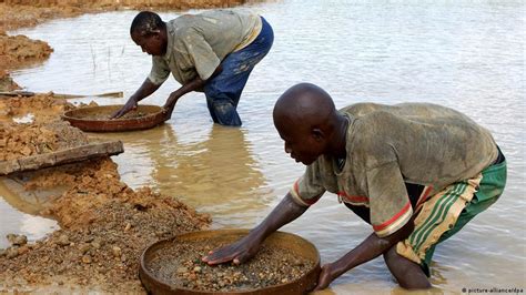 Kimberley Process meeting fails to redefine ′blood diamonds′ | Africa | DW | 22.11.2013