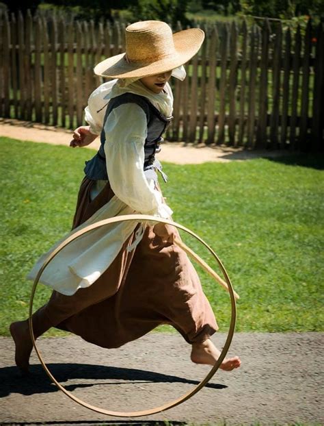 Hoop and stick ! | History museum, Colonial games, City