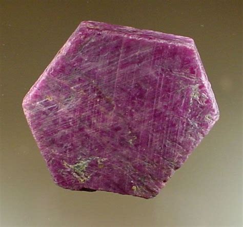 Mohs Scale of Hardness | Stones and crystals, Rocks and gems, Gems and minerals