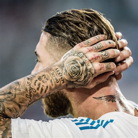 sernando | Tatuajes sergio ramos, Sergio ramos, Tatuaje de rosa en la mano