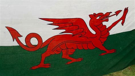 Flag of Wales Red Dragon - YouTube